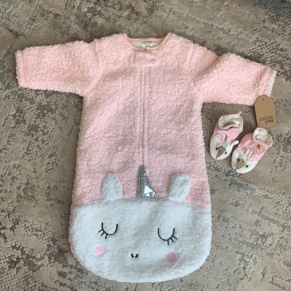 NWT Chick Pea Fleece Bunting Sack with Unicorn Crib Shoes